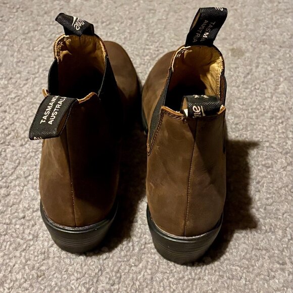 Blundstone 1673 Antique Brown Heeled Chelsea Boot - Picture 4 of 6